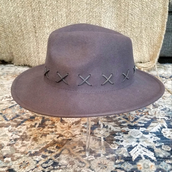 Universal Thread Gray 100 % Wool Fedora Boho Hat - Picture 1 of 5